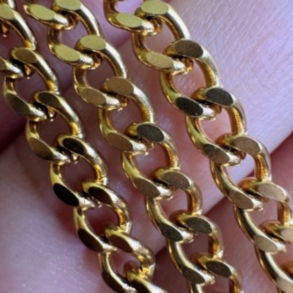 18KGP Luxe Gold Chain Necklace - Picture 5 of 5